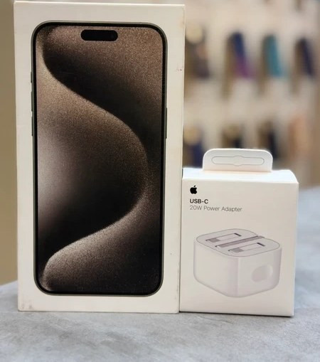 شارژر اپل 20 وات سه پین اصل{مناسب ایفون 15پرو -پرو مکس )+محافظ کابل هدیه+گارانتی شرکتی