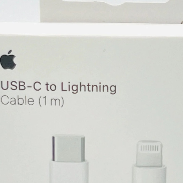 کابل شارژ USB-C to Lightning