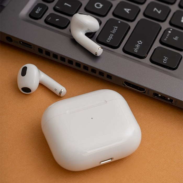 هندزفری بیسیم اپل مدل AirPods نسخه نویز کنسلینگ فعال