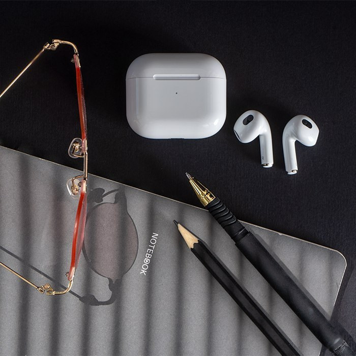 هندزفری بیسیم اپل مدل AirPods نسخه نویز کنسلینگ فعال